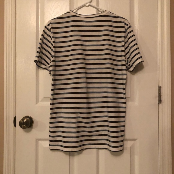 ❌SOLD❌ All Saints Black & White Striped Tee Medium - Picture 2 of 4